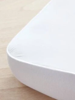 Alèse/drap Housse Résistant En Tencel Toucher Doux Blanc - Vertbaudet 5 Alèse/drap Housse Résistant En Tencel Toucher Doux Blanc - Vertbaudet -Chambre Douillette Soldes alesedrap housse resistant en tencel toucher doux 2